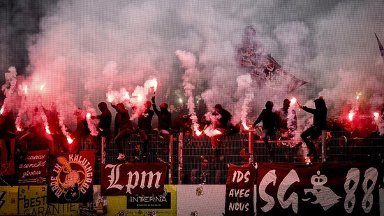 Servettes Fans zündeln während dem Cup-Match in Winterthur - einiges geht entschieden zu weit
