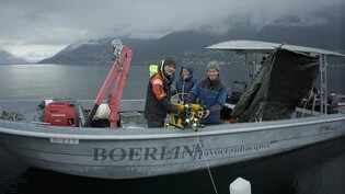 Auf der Suche nach Schätzen unter der Wasseroberfläche: Team um Jörg Mathieu (ganz rechts im Bild) von Nautic Discovery.
