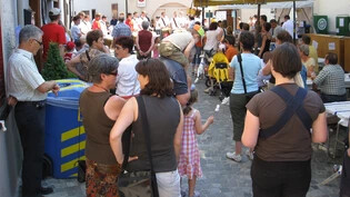 Unterhaltung und Verpflegung: 31 Vereine sorgen am Emser Dorffest für gute Stimmung und eine vielfältige Gastronomie.