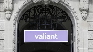 Die Bank Valiant ist auch im ersten Quartal 2024 auf Wachstumskurs geblieben und hat den Gewinn gesteigert. Das schweizweit tätige Bank profitierte dabei weiterhin von einem starken Zinsengeschäft. (Archivbild)